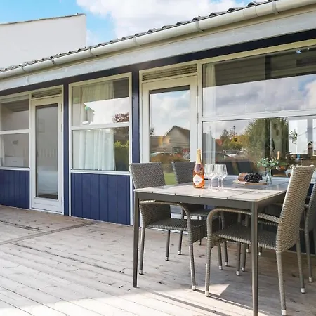 Tatil Evi Norrevang Vaeggerlose Iv